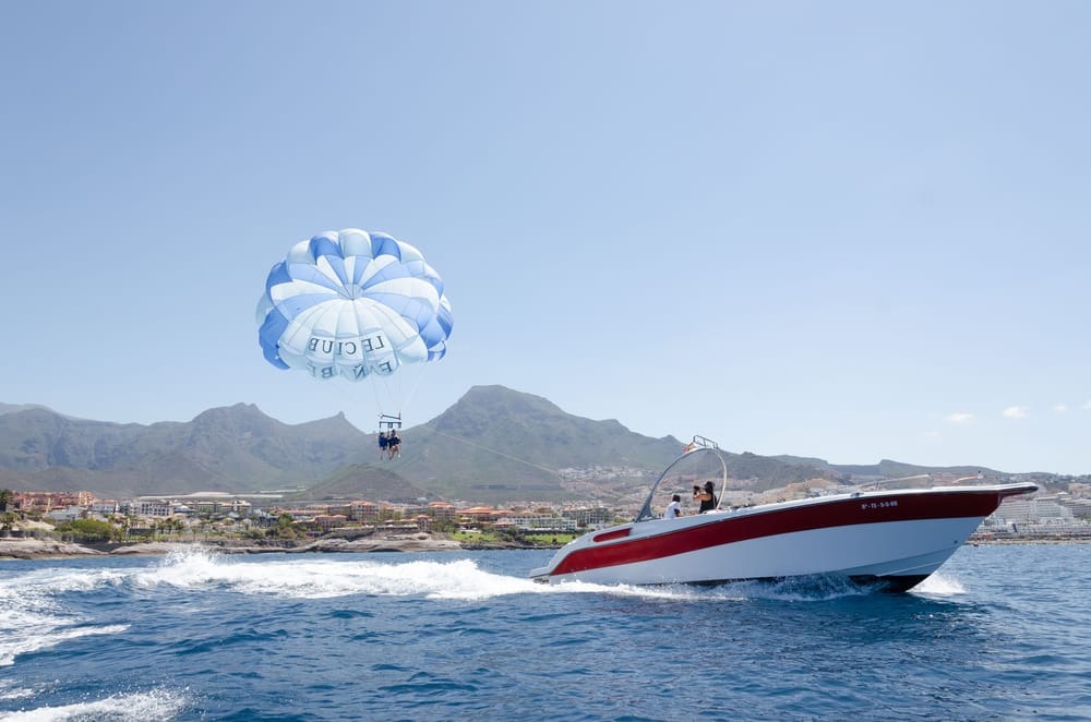 Parascending (Parasailing)