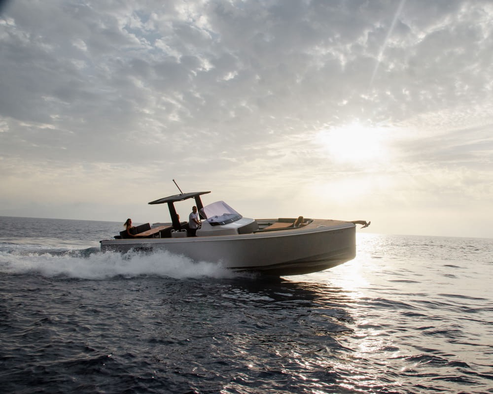 Private Charter · White Heaven